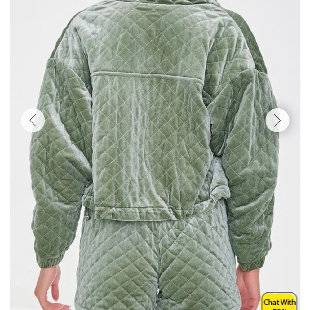 FOREVER 21 Quilted Set - Picture 2 of 5